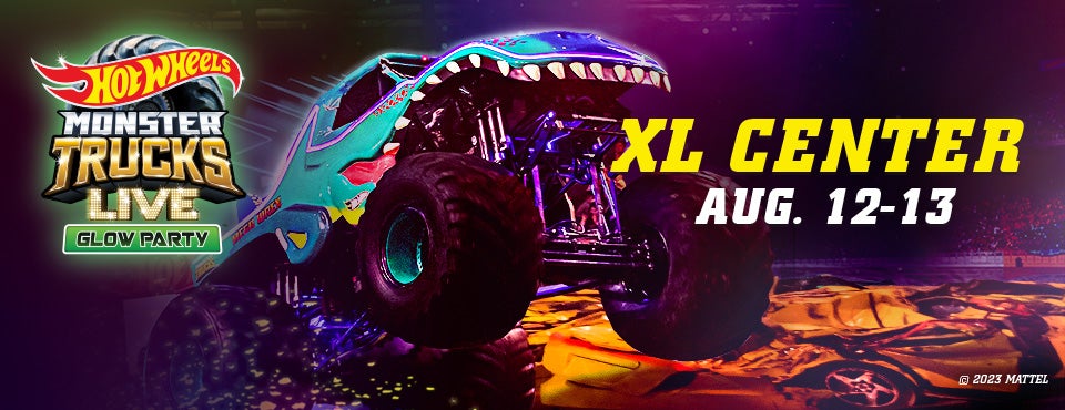 Hot Wheels Monster Trucks Live Glow Party